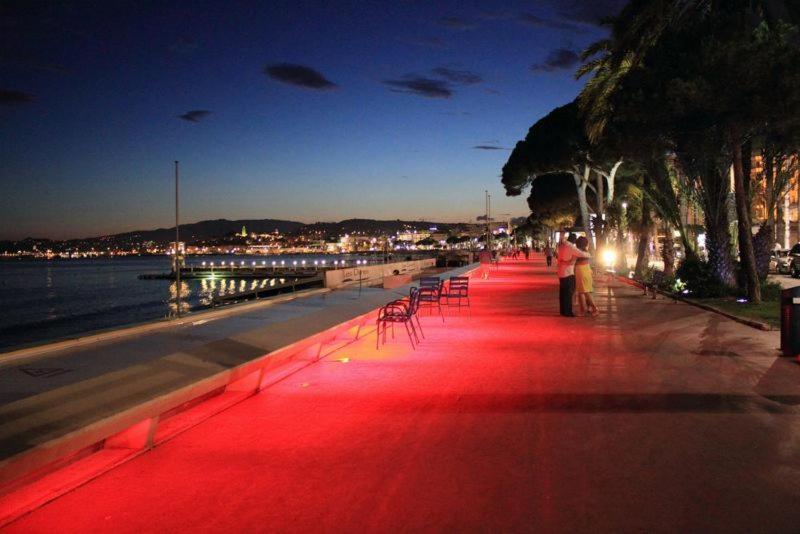 Romantic And New Apartment In The Famous Rue Meynadier In The Supercentre Of Cannes Exterior foto